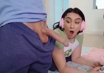 Gamer Mandy Muse gets Big Dick Suprise